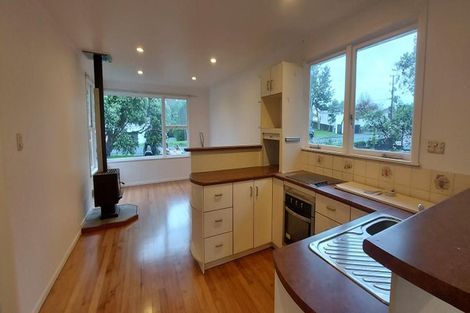 Photo of property in 15 Woodvale Road, Glen Eden, Auckland, 0602