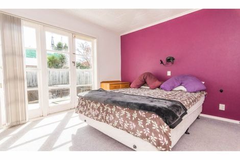 Photo of property in 7 Clayburn Road, Glen Eden, Auckland, 0602