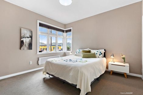 Photo of property in 80 Para Street, Miramar, Wellington, 6022