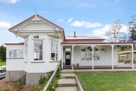 Photo of property in 12 Downer Access Road, Kaukapakapa, 0873