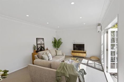 Photo of property in 9 Holly Road, Merivale, Christchurch, 8014