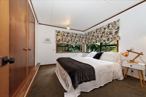 Photo of property in 103 Waima Crescent, Titirangi, Auckland, 0604