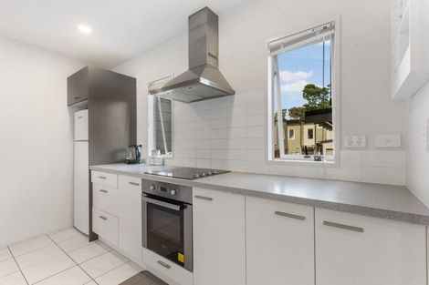 Photo of property in 1/206 Manuka Road, Bayview, Auckland, 0629