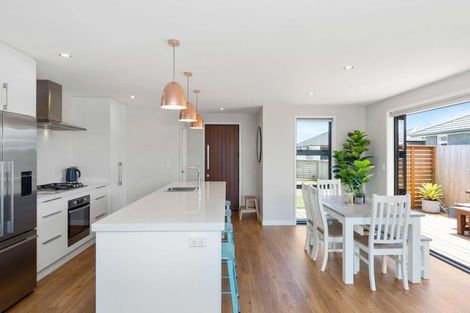 Photo of property in 21 Kanono Close, Papamoa Beach, Papamoa, 3118