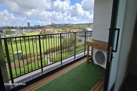 Photo of property in 1/2 Mahalo Avenue, Wiri, Auckland, 2104