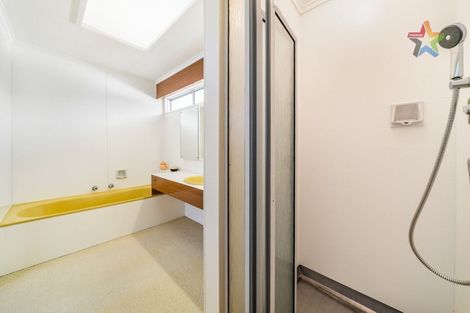 Photo of property in 122 Pretoria Street, Hutt Central, Lower Hutt, 5010