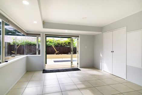 Photo of property in 38 Luton Avenue, Sunnyhills, Auckland, 2010