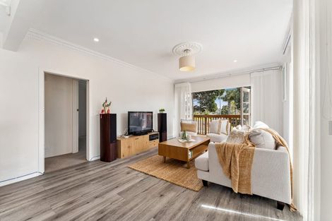 Photo of property in 871 Whangaparaoa Road, Manly, Whangaparaoa, 0930
