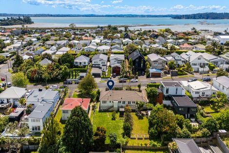 Photo of property in 16 Westmere Crescent, Westmere, Auckland, 1022