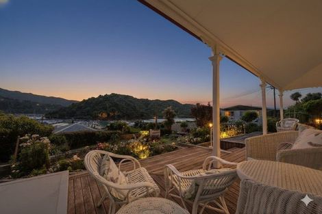 Photo of property in 7 Rutland Street, Picton, 7220