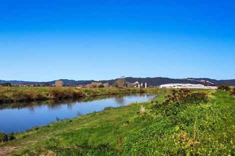 Photo of property in 81 College Road, Edgecumbe, 3120