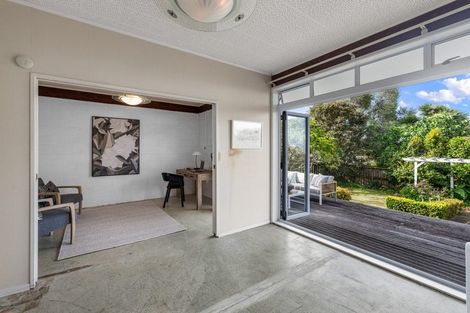 Photo of property in 10a Jaemont Avenue, Te Atatu South, Auckland, 0610