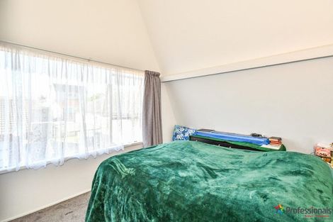 Photo of property in 2/8 Wood Street, Papakura, 2110