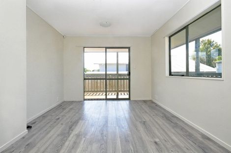 Photo of property in 15 Kowhai Avenue, Kaiaua, Pokeno, 2473