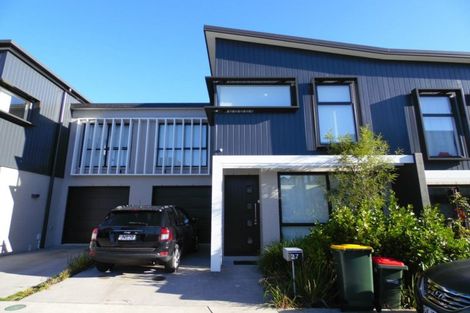 Photo of property in 27 Carder Court, Hobsonville, Auckland, 0618