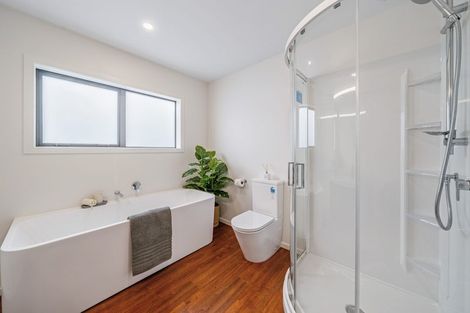 Photo of property in 7 Thornbury Lane, Timberlea, Upper Hutt, 5018