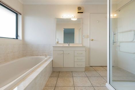 Photo of property in 6 Glenside Rise, Grandview Heights, Hamilton, 3200