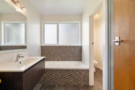 Photo of property in 90 Derby Street, Feilding, 4702