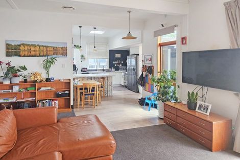 Photo of property in 53 Hutt Road, Petone, Lower Hutt, 5012