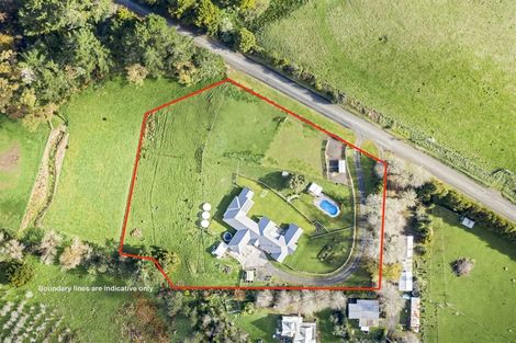 Photo of property in 152 Rapson Road, Kaukapakapa, 0871