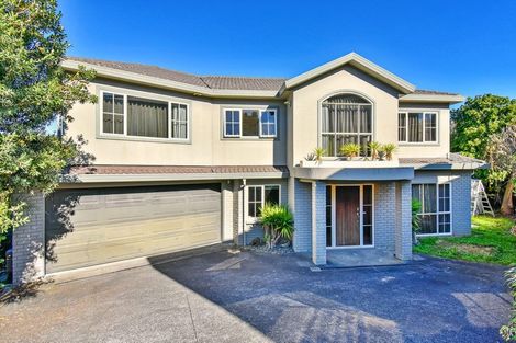 Photo of property in 57a Ribbonwood Crescent, Goodwood Heights, Auckland, 2105
