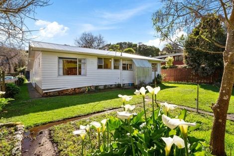 Photo of property in 6b Coates Street, Tawa, Wellington, 5028