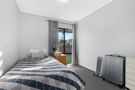 Photo of property in 102a Eversham Road, Mount Maunganui, 3116