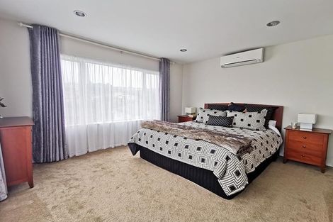 Photo of property in 12 Mural Place, Greenhithe, Auckland, 0632