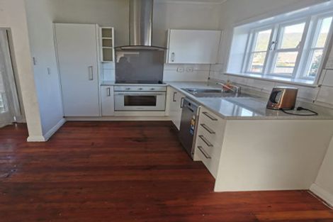 Photo of property in 28 Jutland Street, Waterloo, Lower Hutt, 5011