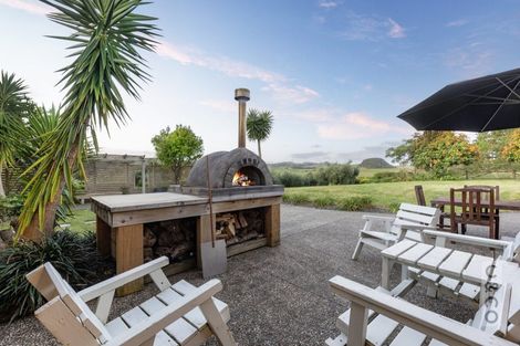 Photo of property in 1226 State Highway 16, Waimauku, 0883