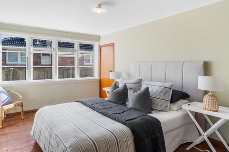 Photo of property in 18 Auburn Avenue, Upper Riccarton, Christchurch, 8041