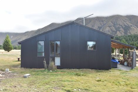 Photo of property in 64 Flanagan Lane, Ben Ohau, Twizel, 7999