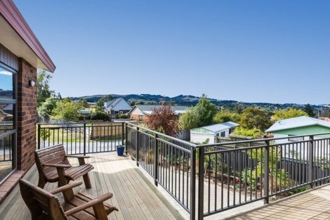 Photo of property in 6 Hogan Place, Fairfield, Dunedin, 9018