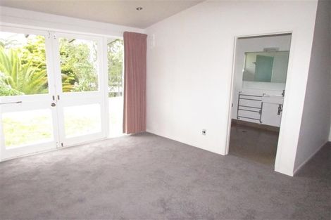 Photo of property in 46 Grenada Avenue, Forrest Hill, Auckland, 0620