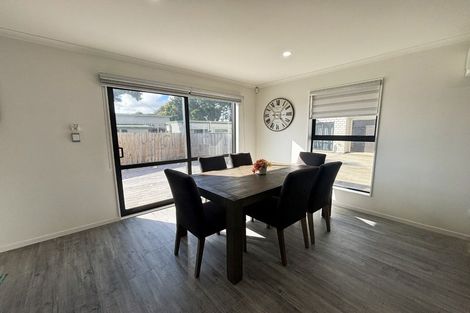 Photo of property in 8d Cosgrave Road, Papakura, 2110