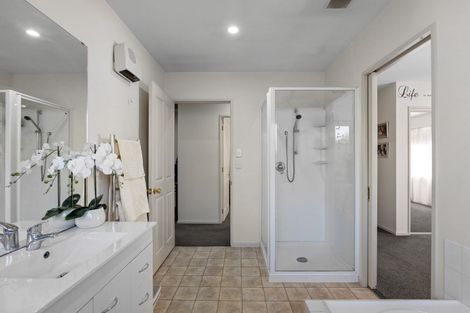 Photo of property in 1 Ballybrack Place, Casebrook, Christchurch, 8051