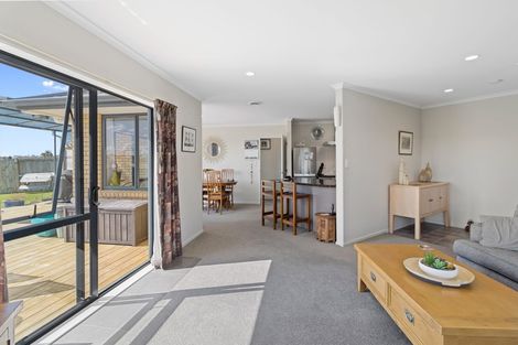 Photo of property in 19 Everton Place, Grandview Heights, Hamilton, 3200