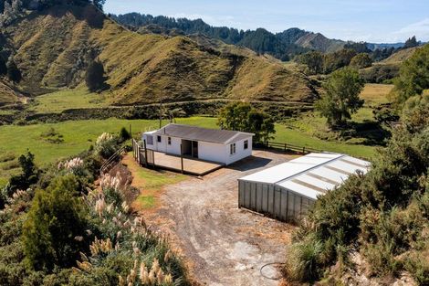Photo of property in 1530 Mokau Road, Uruti, Urenui, 4379