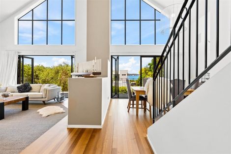 Photo of property in 86a Wiseley Road, West Harbour, Auckland, 0618