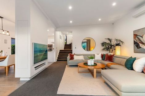 Photo of property in 104 Glendhu Road, Bayview, Auckland, 0629