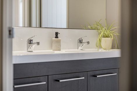 Photo of property in 51 Palliser Drive, Huntington, Hamilton, 3210