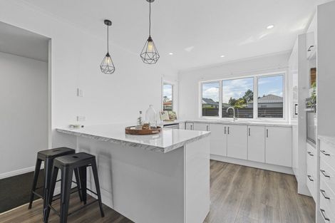 Photo of property in 254 Coronation Avenue, Welbourn, New Plymouth, 4310