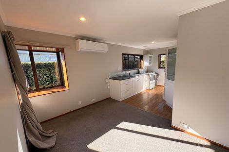 Photo of property in 2/38 Chipping Lane, Redwood, Christchurch, 8051