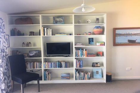 Photo of property in 25 Keven Road, Clarks Beach, Pukekohe, 2679