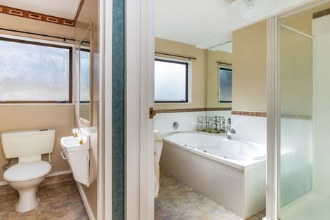 Photo of property in 2/127 Te Heuheu Street, Taupo, 3330