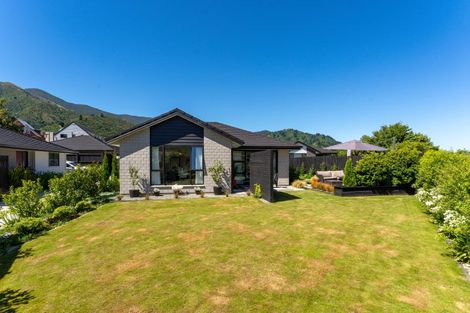 Photo of property in 18 Discovery Way, Waikawa, Picton, 7220