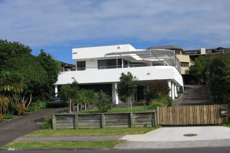 Photo of property in 2/21 Sunderlands Road, Half Moon Bay, Auckland, 2012