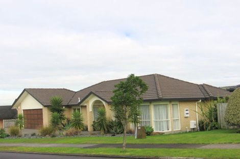 Photo of property in 2/6 Keenagh Rise, Dannemora, Auckland, 2016