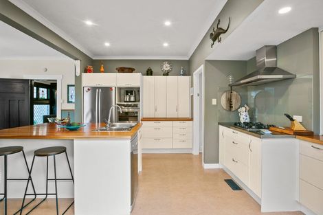 Photo of property in 348 Saint Aubyn Street, Moturoa, New Plymouth, 4310