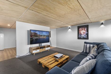 Photo of property in 77 Goods Road, Otumoetai, Tauranga, 3110